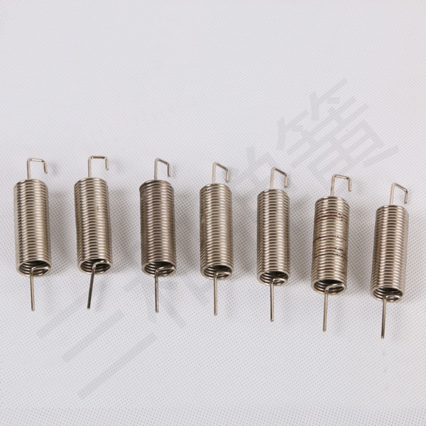 彈簧(huang)拉伸對彈(dan)簧的影響(xiǎng)